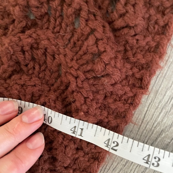 Hand-Crocheted Autumn Throw Blanket - Picture 4 of 4